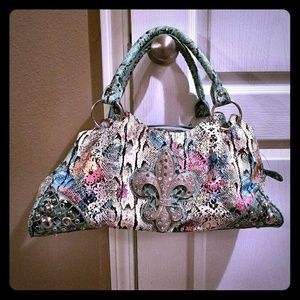 Detailed Fleur Dis Lis purse