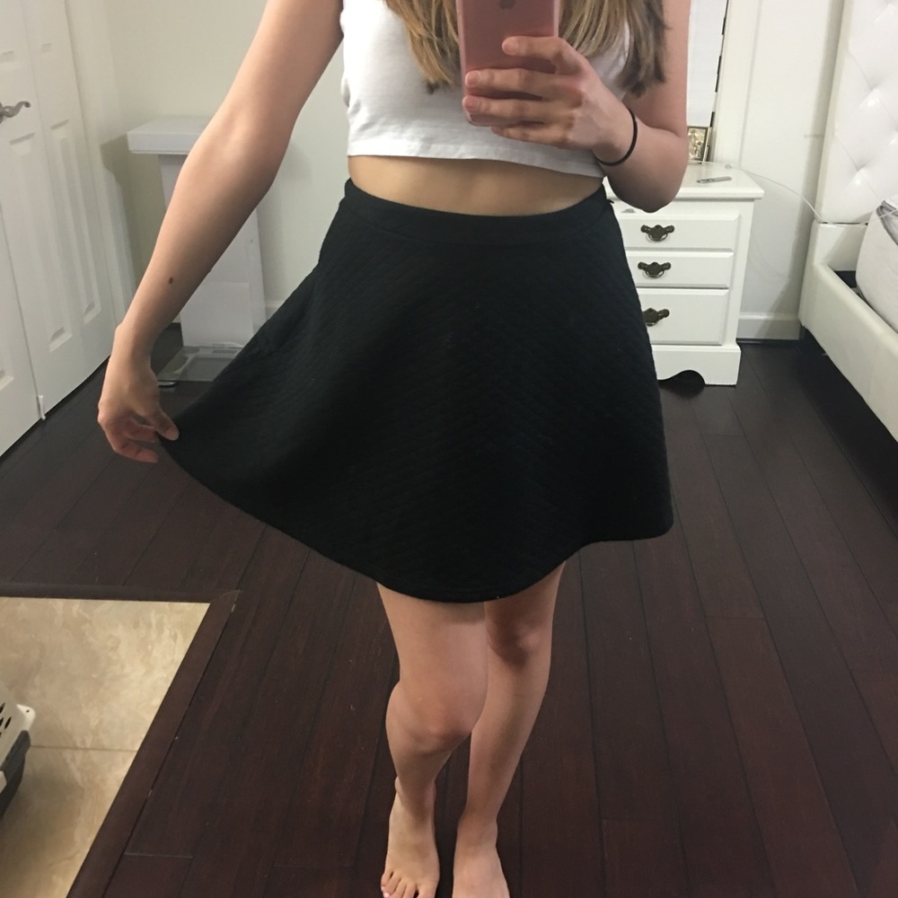 Soft fabric black flowy skirt