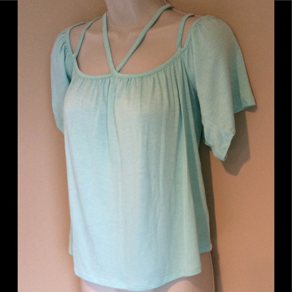 Women’s Strappy Cold Shoulder mint strap top - Picture 4 of 6