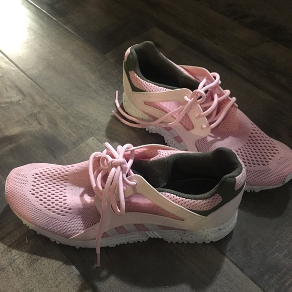 adidas Shoes - Adidas shoes