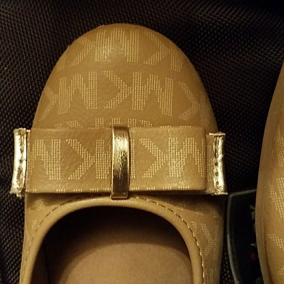 Michael Kors ballet bow flats - girls - Picture 5 of 6