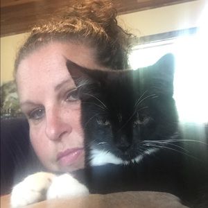 Meet your Posher, Joy