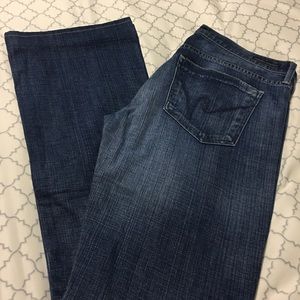 "Pre-owned" citizen of humanity