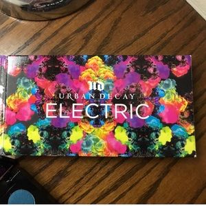 Urban Decay Electric Palette