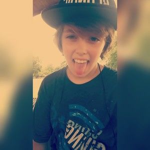 Meet your Posher, Lena