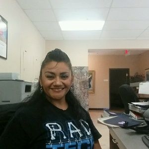 Meet your Posher, Becky