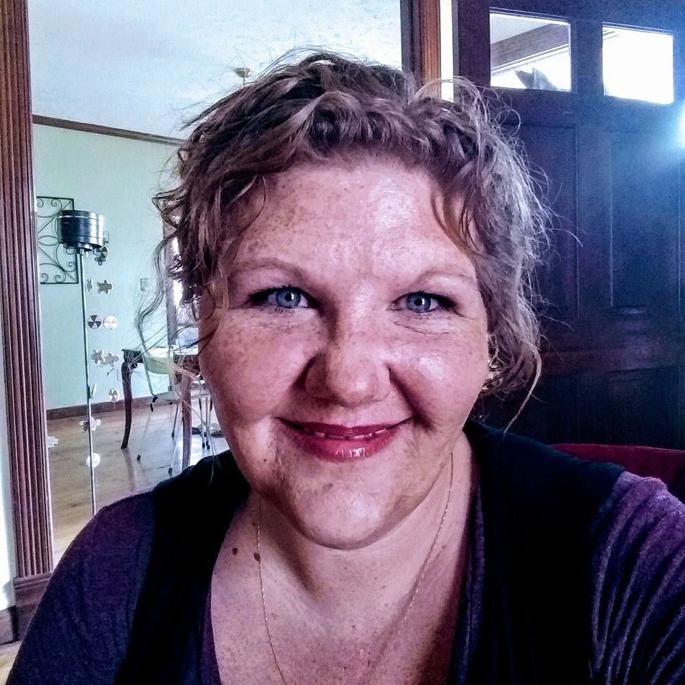 Meet your Posher, Dina