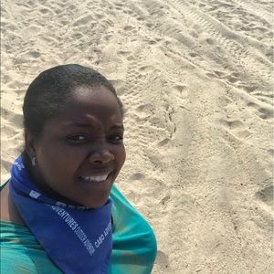 Meet your Posher, Lorraine