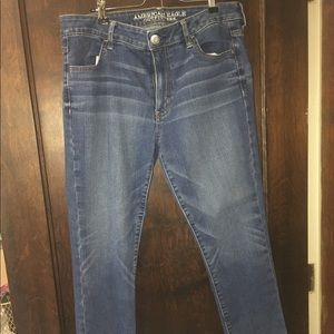 American Eagle cropped skinny jeans
