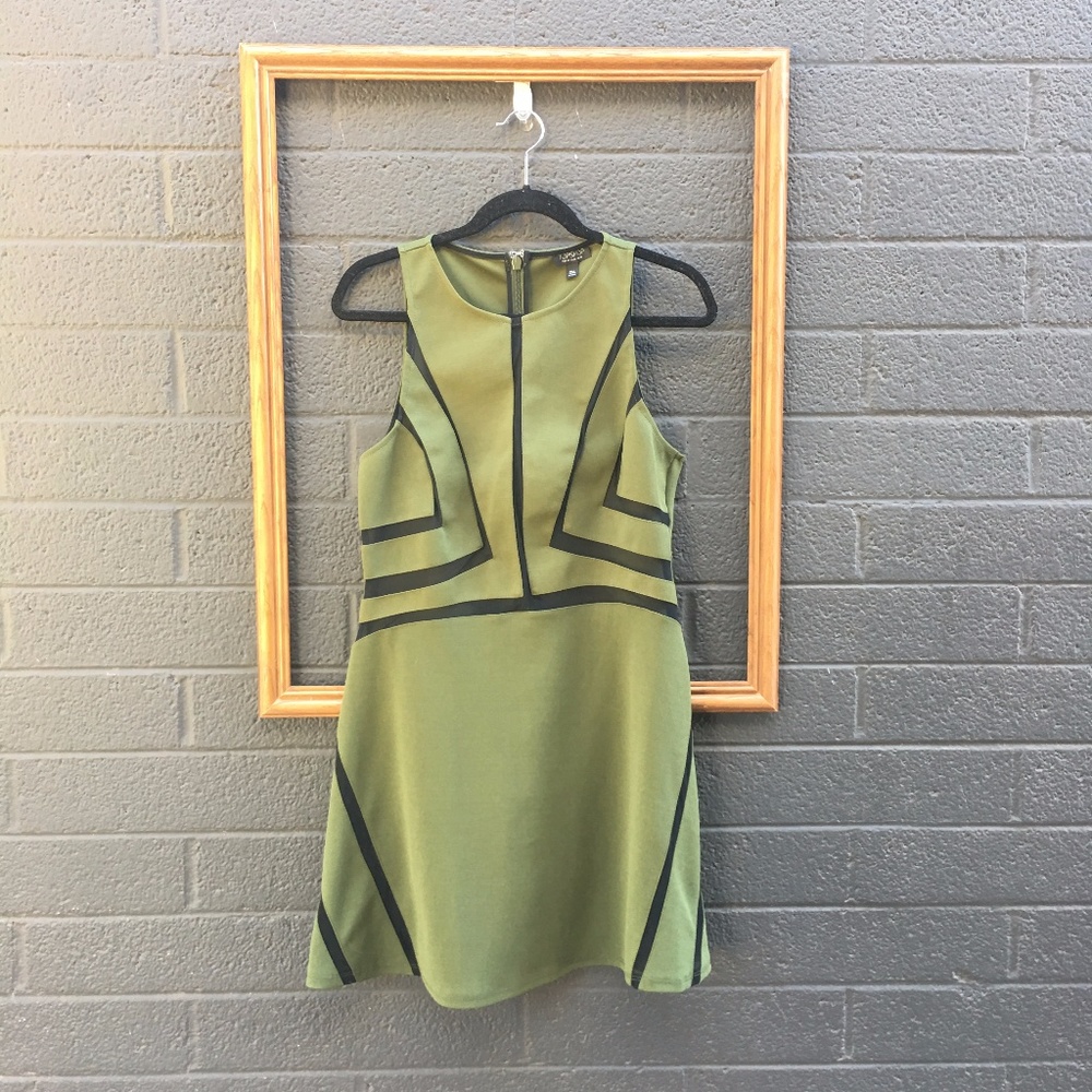 ❌SOLD❌ Topshop Green Fit and Flare Dress