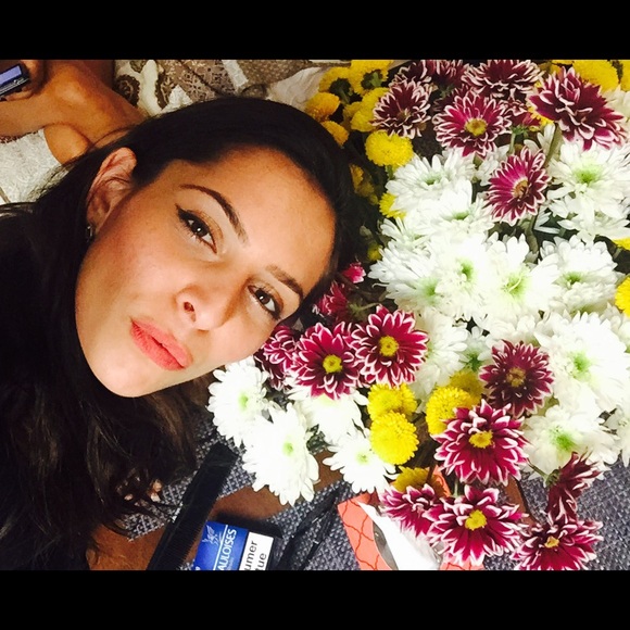 Welcome to my layer! Enjoy the goods ✨✨✨✨ - Picture 6 of 8