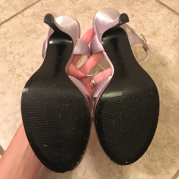 The Touch of Nina Shoes - Picture 5 of 6