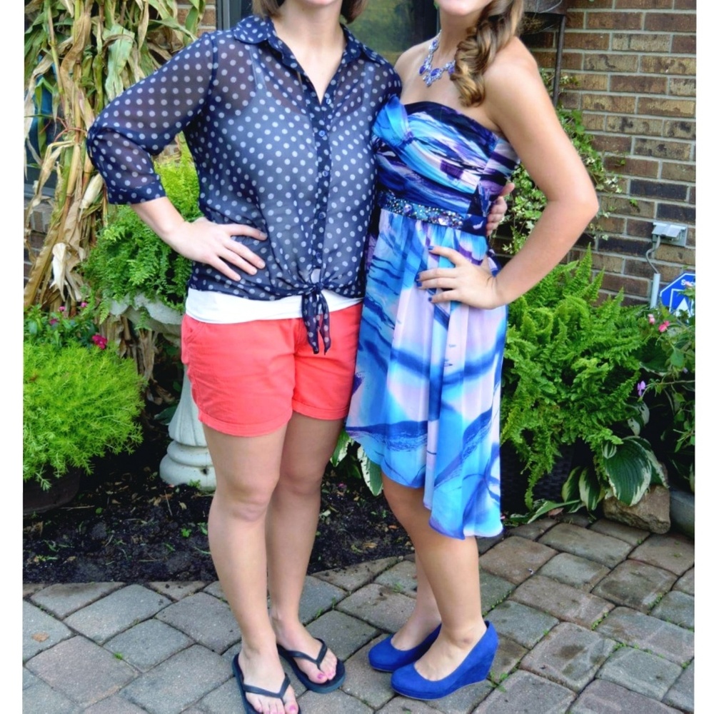 Formal midlength dress -Perfect for homecoming!