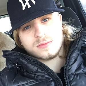 Meet your Posher, Dylan