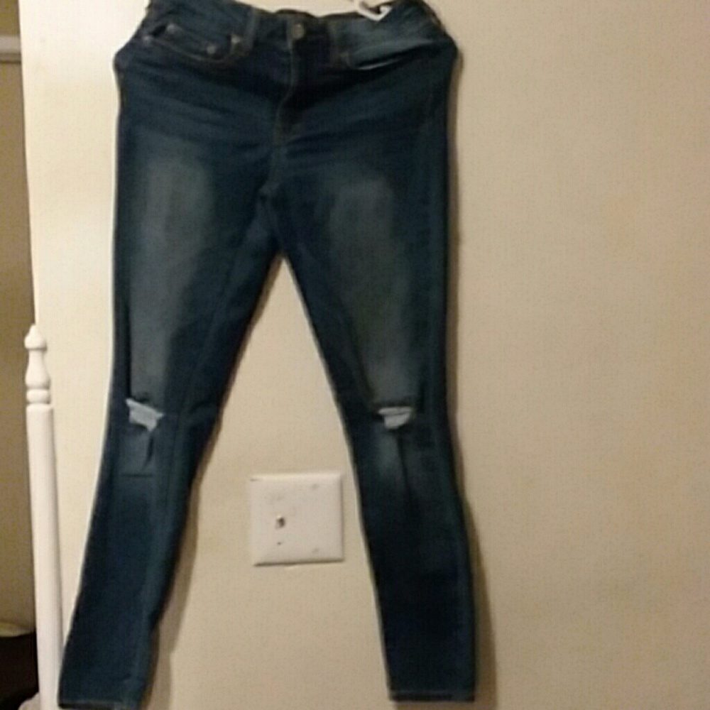 JUNIORS MID-RISE ANKLE JEGGING SIZE 2