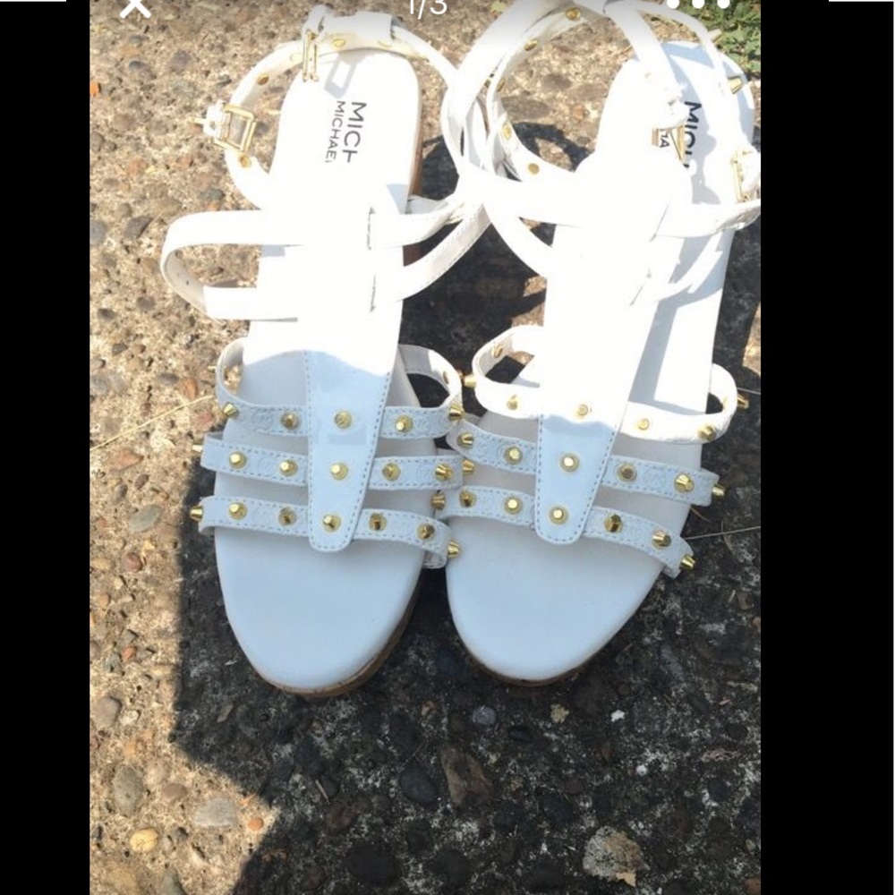 Michael KORS white wedges sandals.