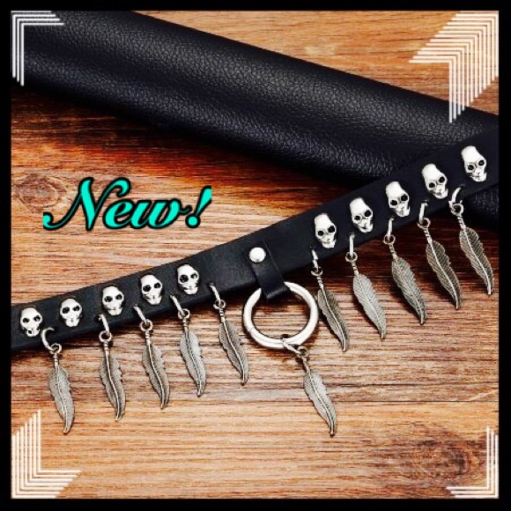 Trendy Goth Black Leather Choker