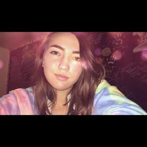 Meet your Posher, Gabby