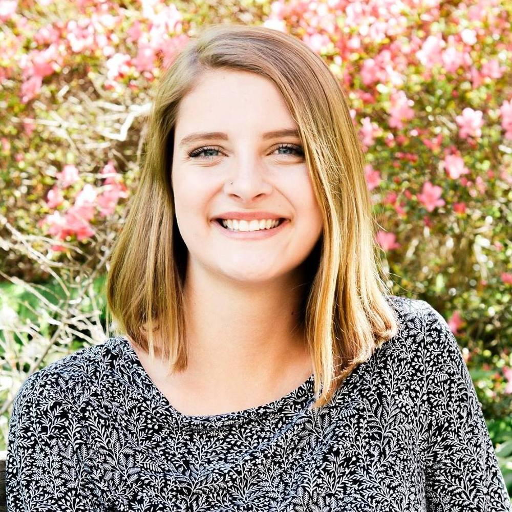 Meet your Posher, Alyssa
