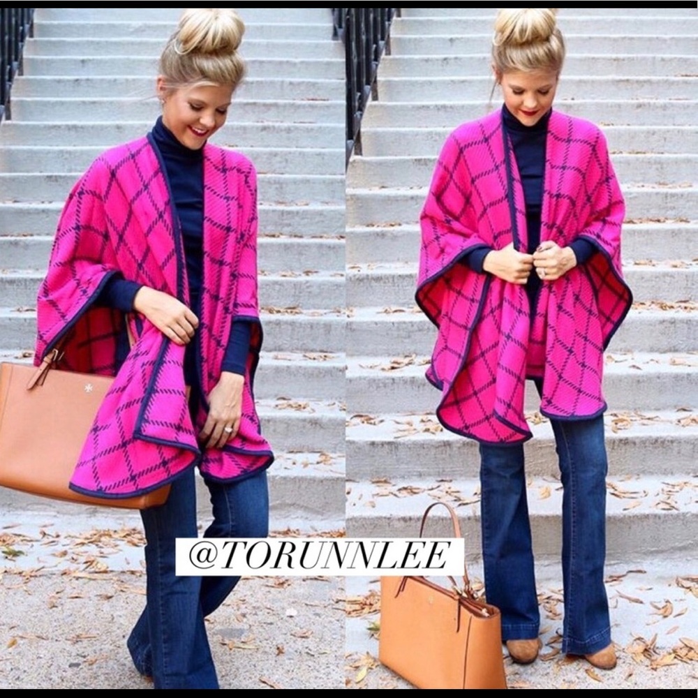 Snatch this up for next fall: NEW Pink/Navy Shawl