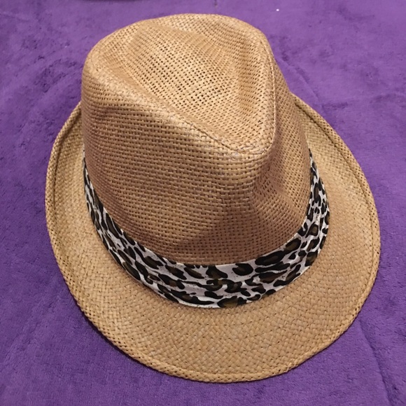 Accessories - Straw hat