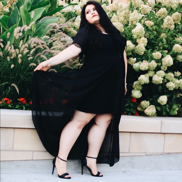 Meet your Posher, Karla - Picture 2 of 6