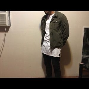 LEVIS OLIVE GREEN JACKET W/ Removable HOOD
