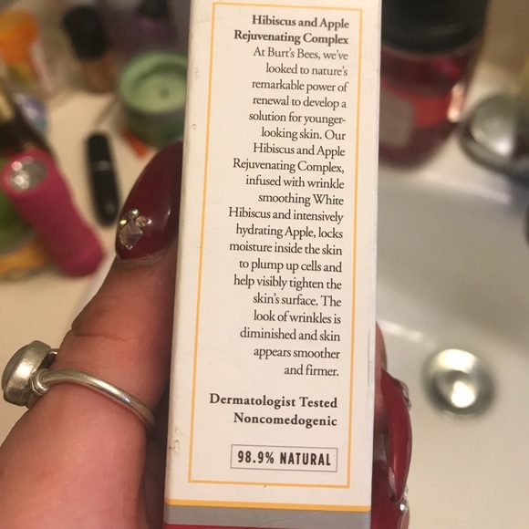 Burts Bees Renewal Intensive Firming Serum - Picture 4 of 6