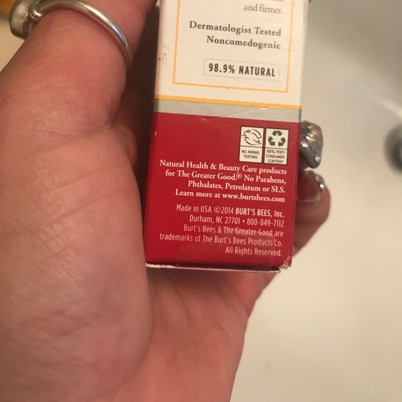 Burts Bees Renewal Intensive Firming Serum - Picture 5 of 6