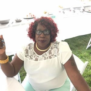 Meet your Posher, Marcia