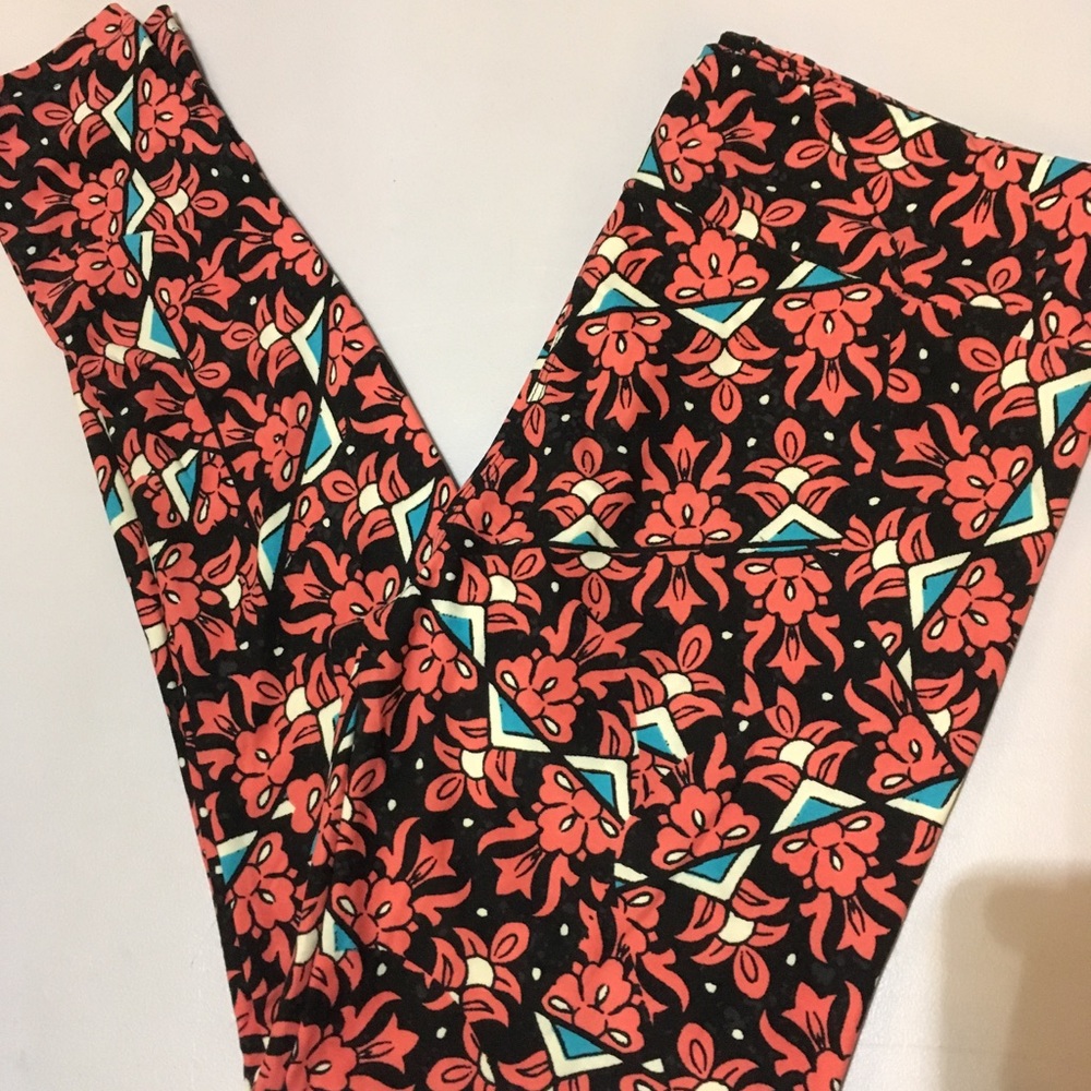 🆕 LuLaRoe TC Leggings