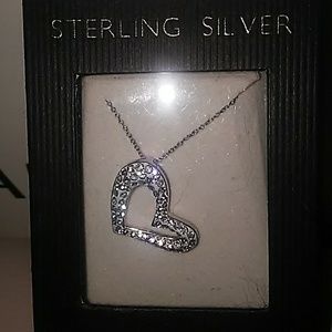 💕S925 SILVER & CLEAR CZ HEART💕