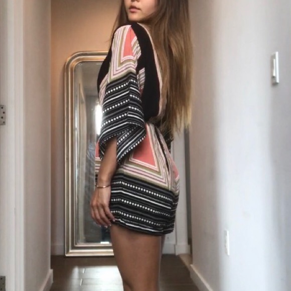 Indikah LF Romper Playsuit w/ Flare Arm - NEW - Picture 3 of 4