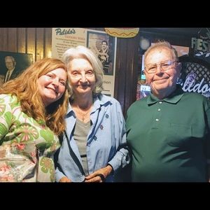 Meet your Posher, Julie