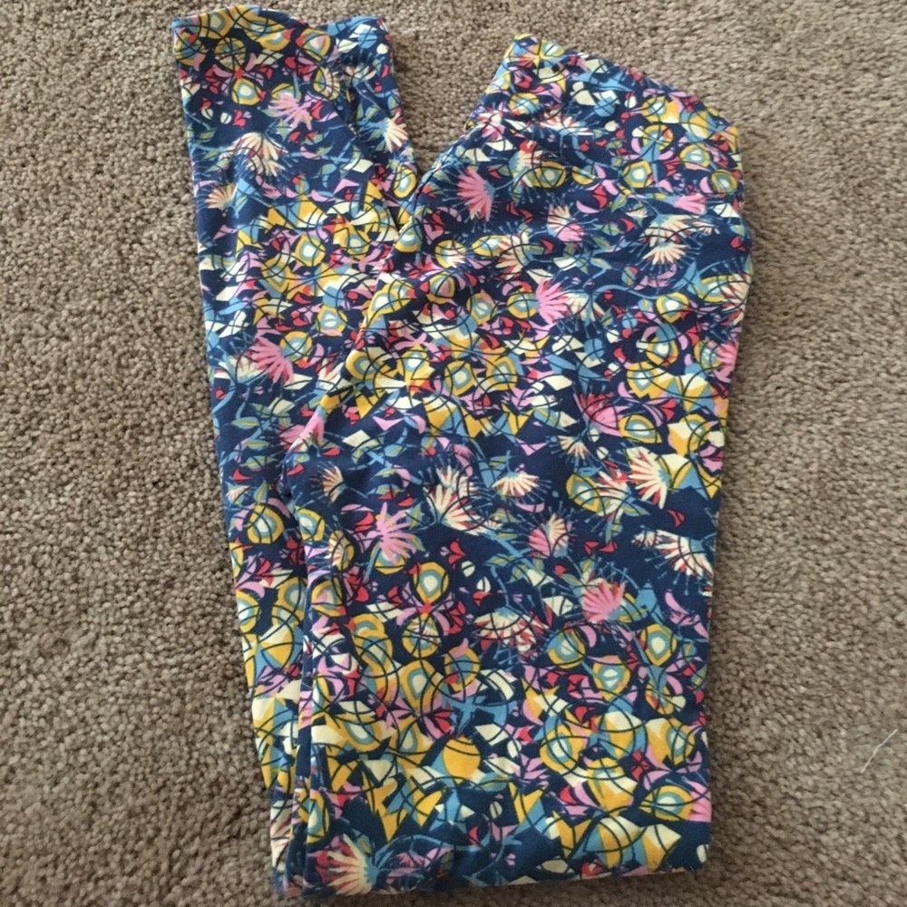 LulaRoe Leggings NWOT