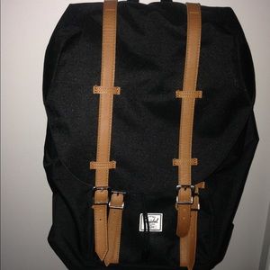 HERSCHEL SUPPLY CO. Little America Backpack, Black