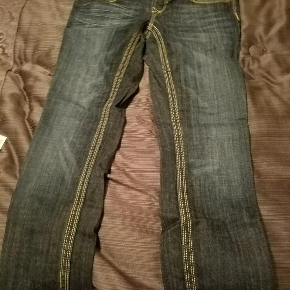 Jeans - Picture 2 of 3