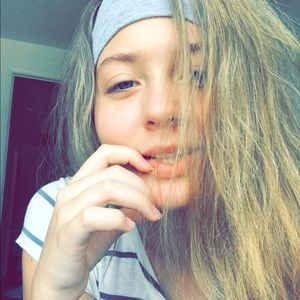 Meet your Posher, Jillian