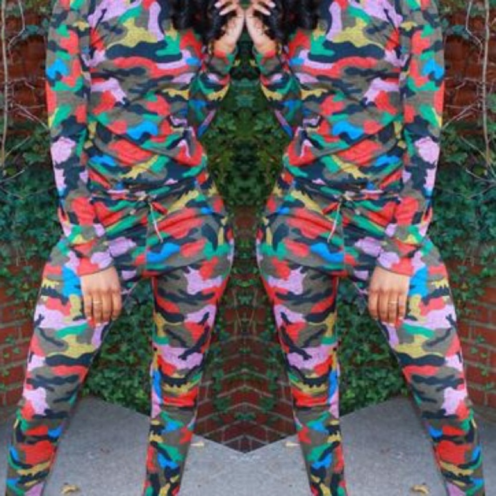 NWT Multicolored Camouflage Sweatsuit