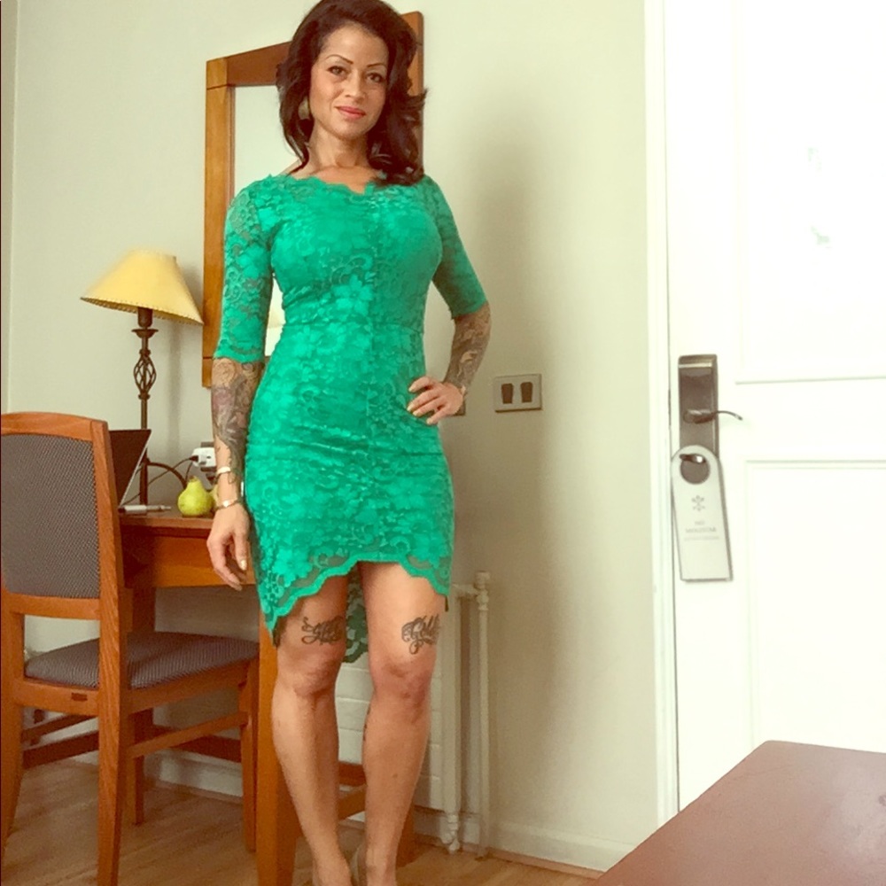 Bebe green lace semi formal mini dress