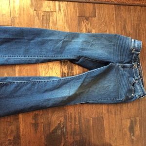 Jennifer Lopez jeans