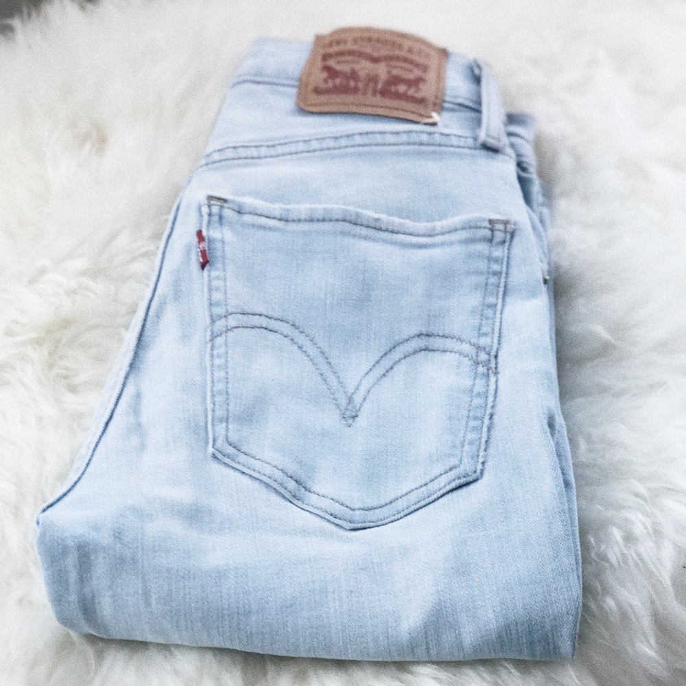 Levis Jeans