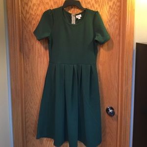 Lularoe Amelia sz large, pockets! Hunter green