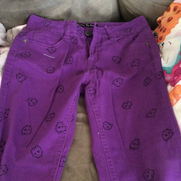 Purple jeans with Skulls