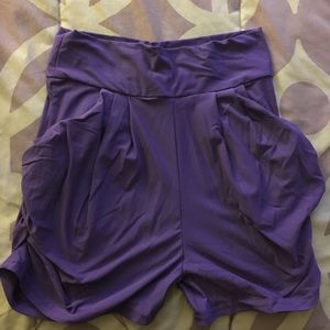 Ladies Harem shorts with 2 side pockets