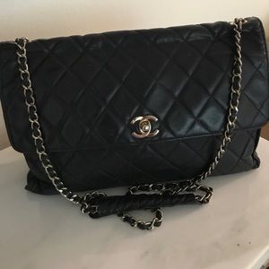 Vintage 1980s Chanel bag