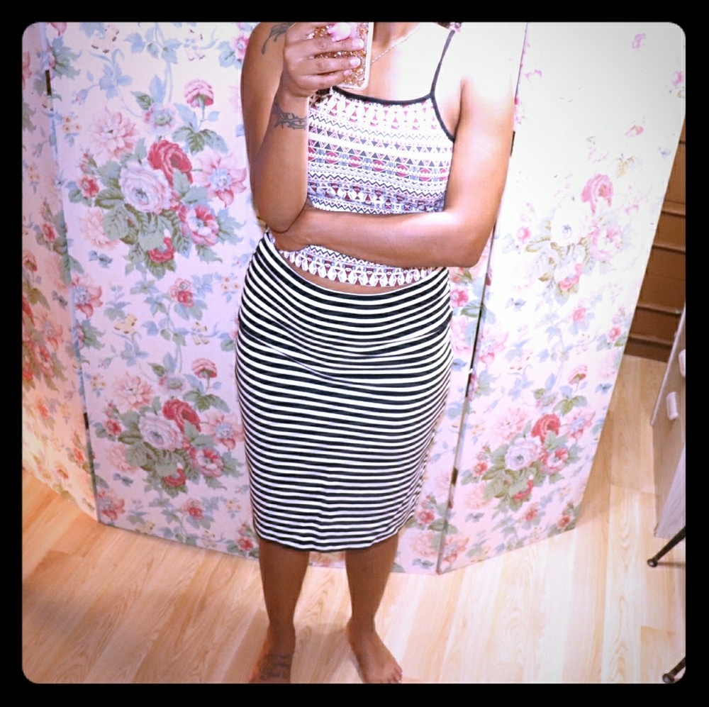 Black & white striped skirt