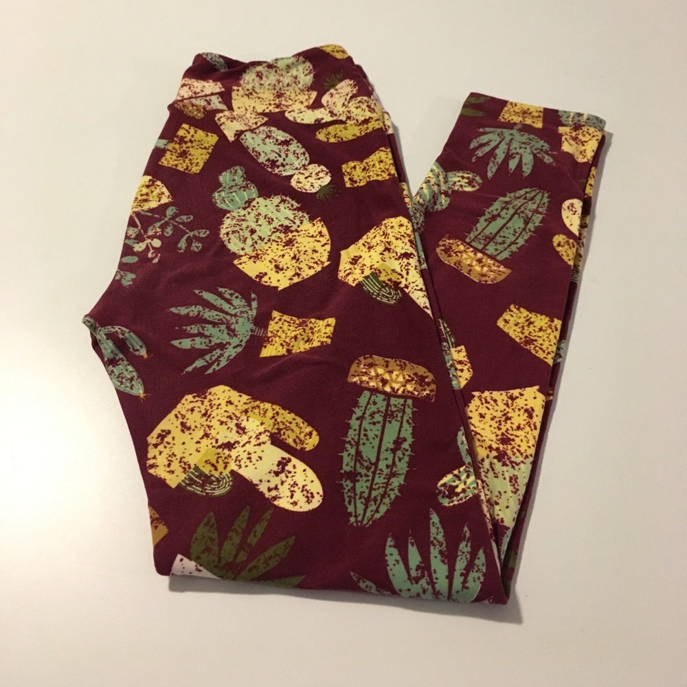 Lularoe leggings. Maroon with cacti