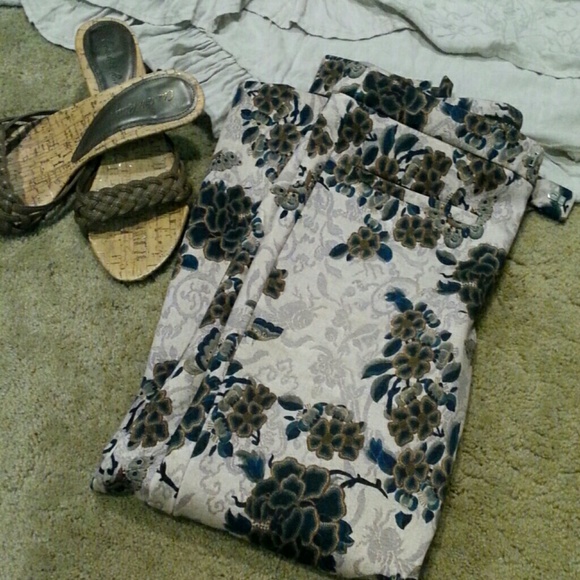 Pants - Picture 4 of 6