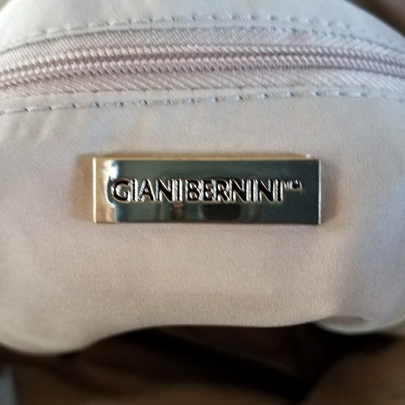 ❌SOLD❌Giani Bernini tote🦋 - Picture 3 of 8